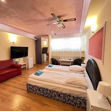 Etna - Hostel -Noclegi ジェシュフ エクステリア 写真