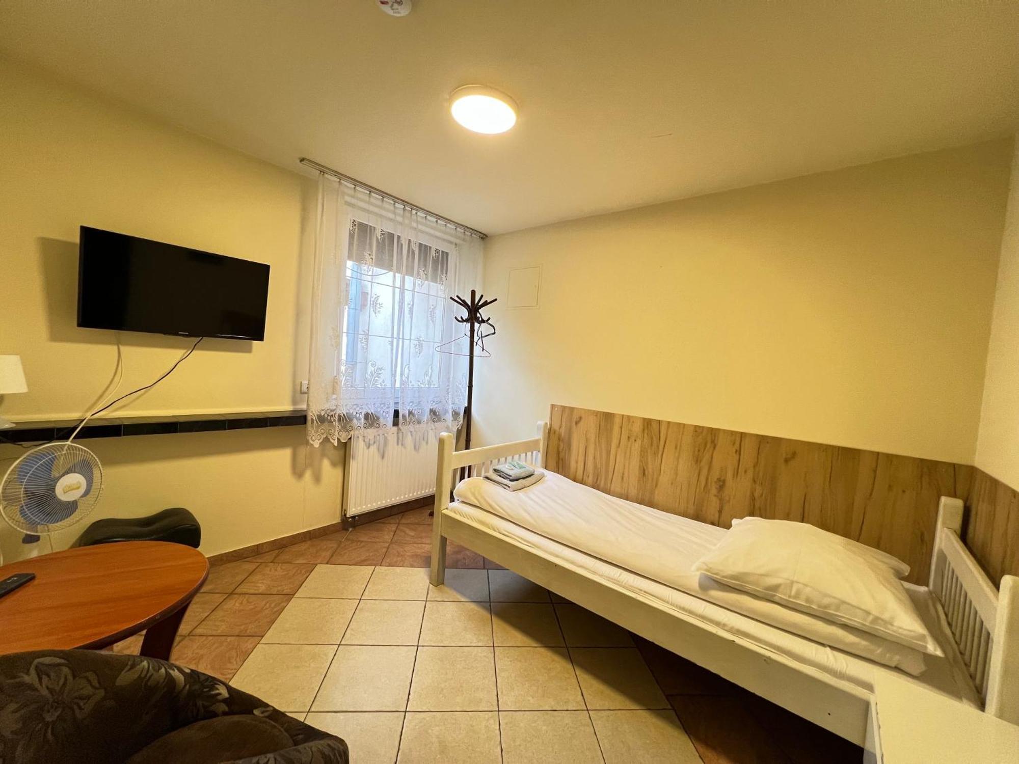 Etna - Hostel -Noclegi ジェシュフ エクステリア 写真
