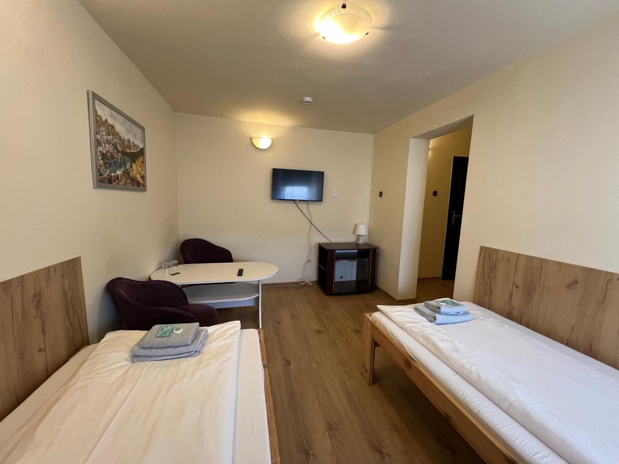Etna - Hostel -Noclegi ジェシュフ エクステリア 写真