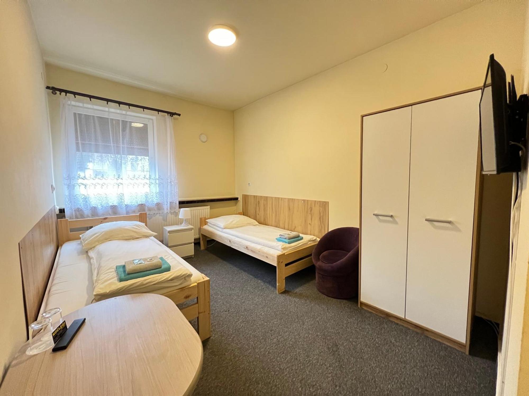 Etna - Hostel -Noclegi ジェシュフ エクステリア 写真