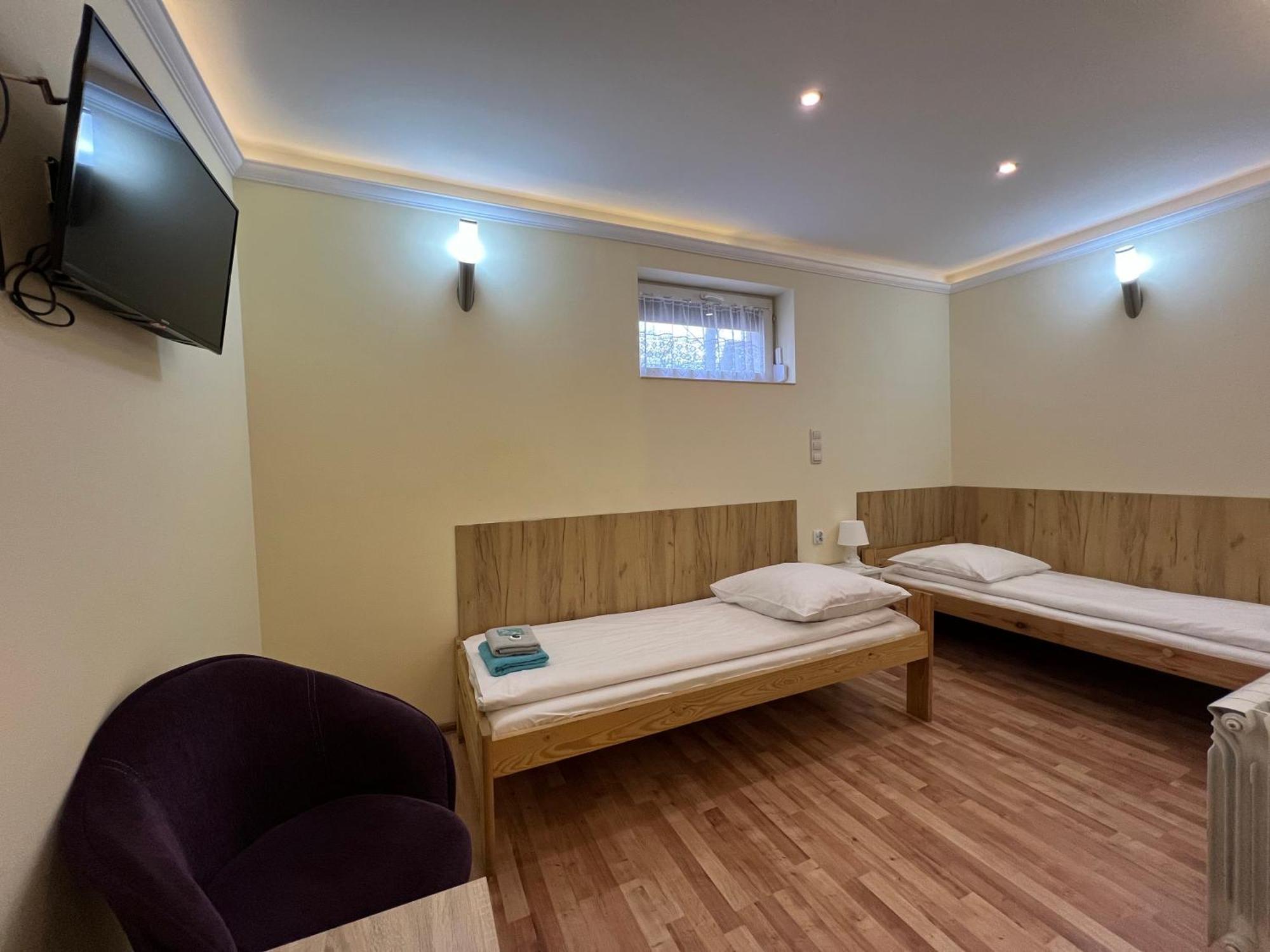 Etna - Hostel -Noclegi ジェシュフ エクステリア 写真