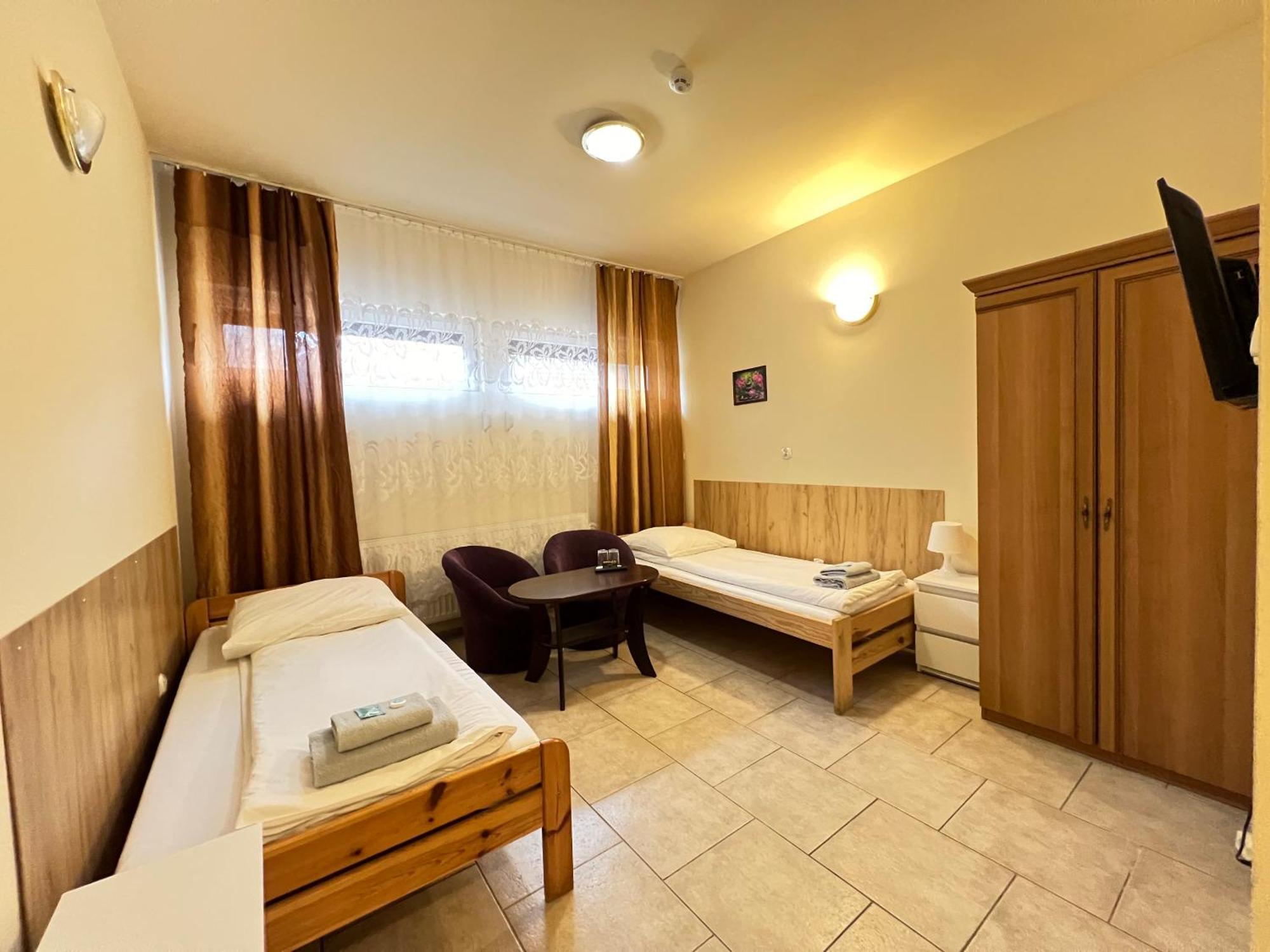 Etna - Hostel -Noclegi ジェシュフ エクステリア 写真
