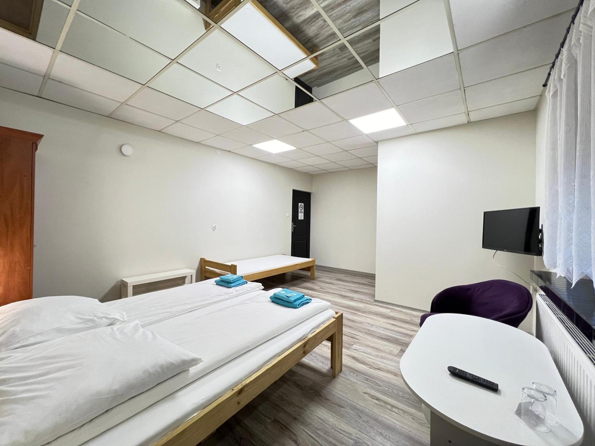 Etna - Hostel -Noclegi ジェシュフ エクステリア 写真