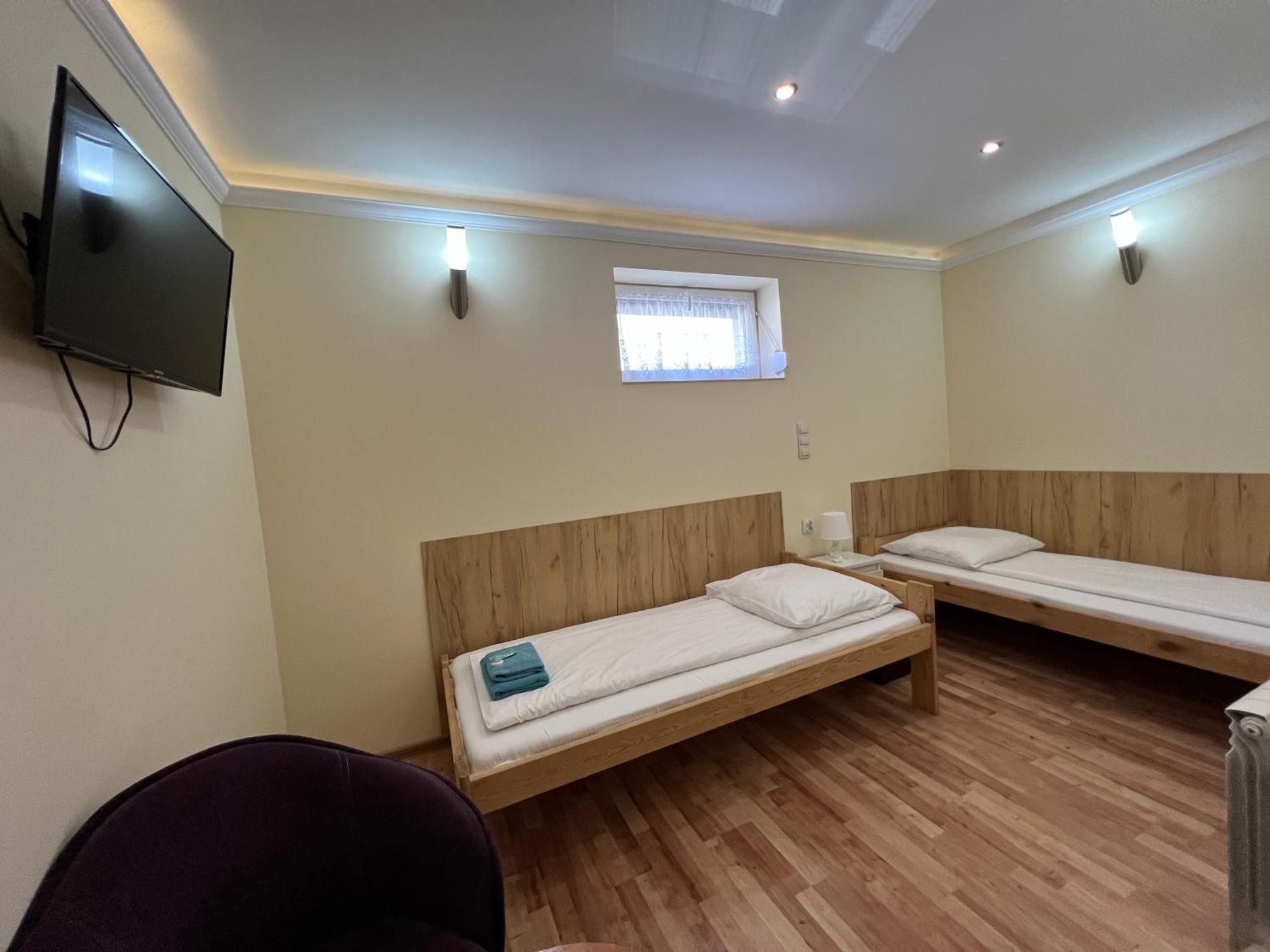 Etna - Hostel -Noclegi ジェシュフ エクステリア 写真
