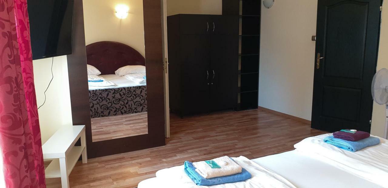 Etna - Hostel -Noclegi ジェシュフ エクステリア 写真